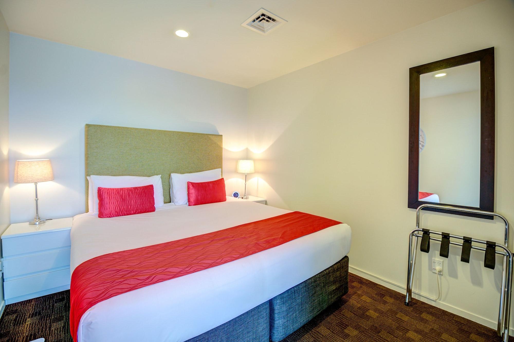 The Quadrant Hotel & Suites Auckland Bagian luar foto