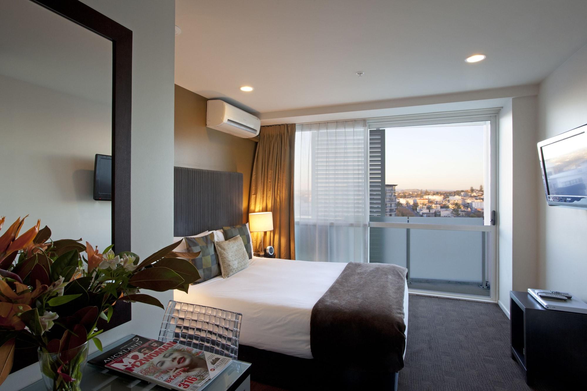 The Quadrant Hotel & Suites Auckland Bagian luar foto