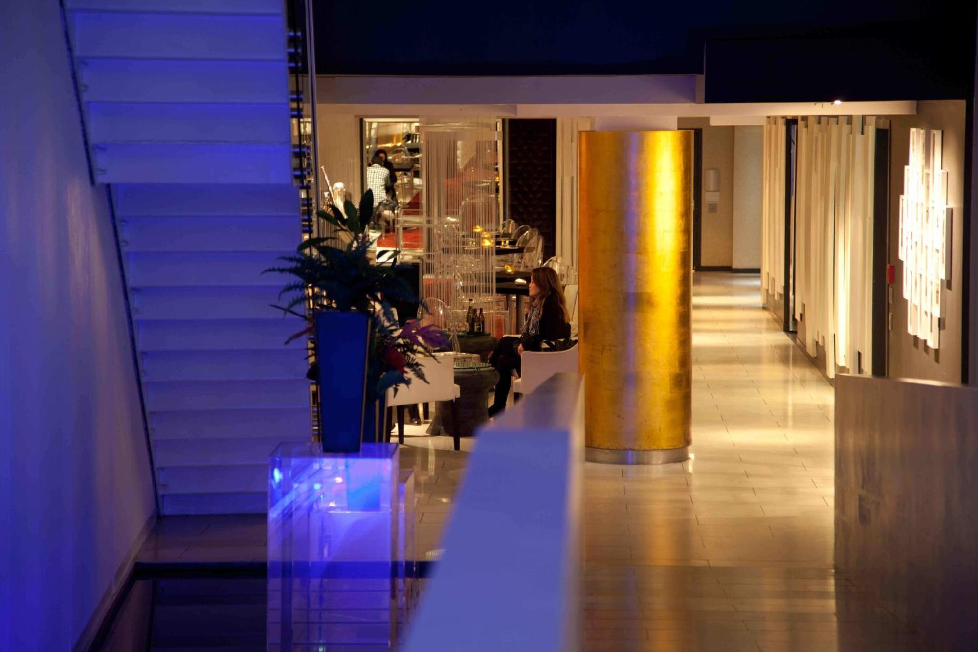 The Quadrant Hotel & Suites Auckland Bagian luar foto