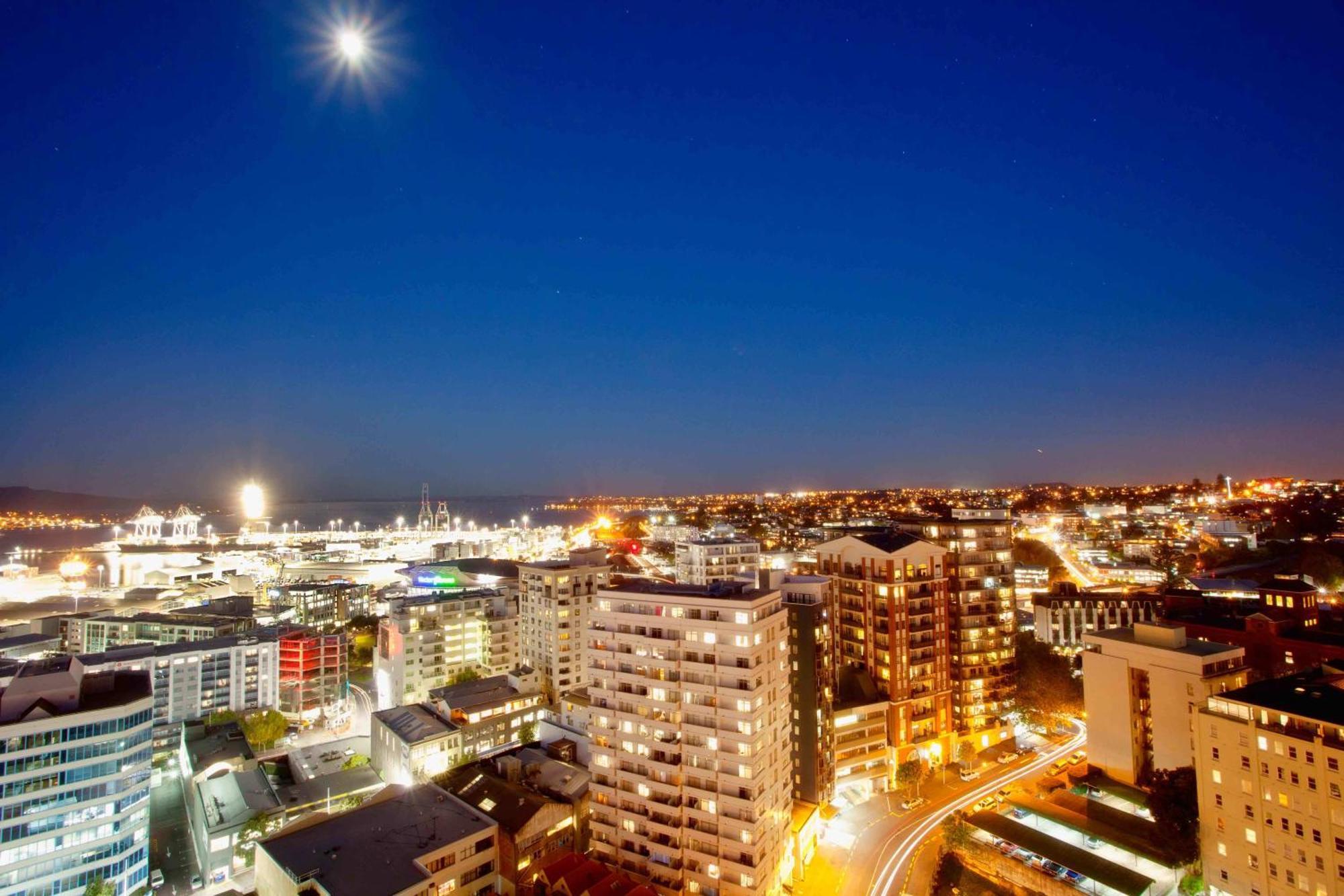 The Quadrant Hotel & Suites Auckland Bagian luar foto