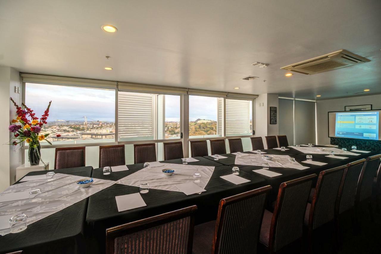 The Quadrant Hotel & Suites Auckland Bagian luar foto