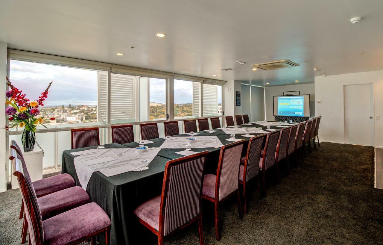 The Quadrant Hotel & Suites Auckland Bagian luar foto