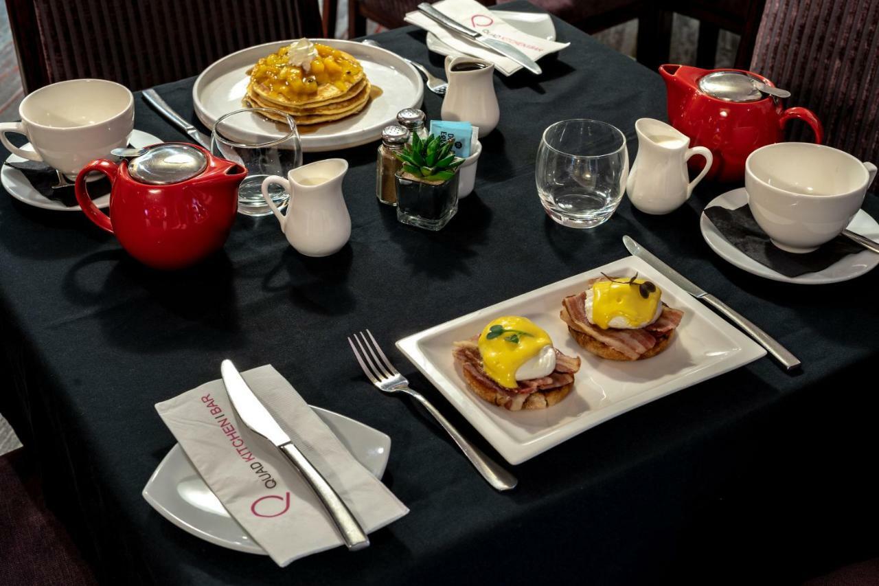 The Quadrant Hotel & Suites Auckland Bagian luar foto